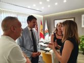 SERCOMOSA financia la compra de dos comunicadores dinmicos, entregados a Isabel y Adriana, dos niñas con enfermedades raras